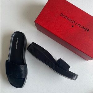 Donald J Pliner Black Slide Sandals